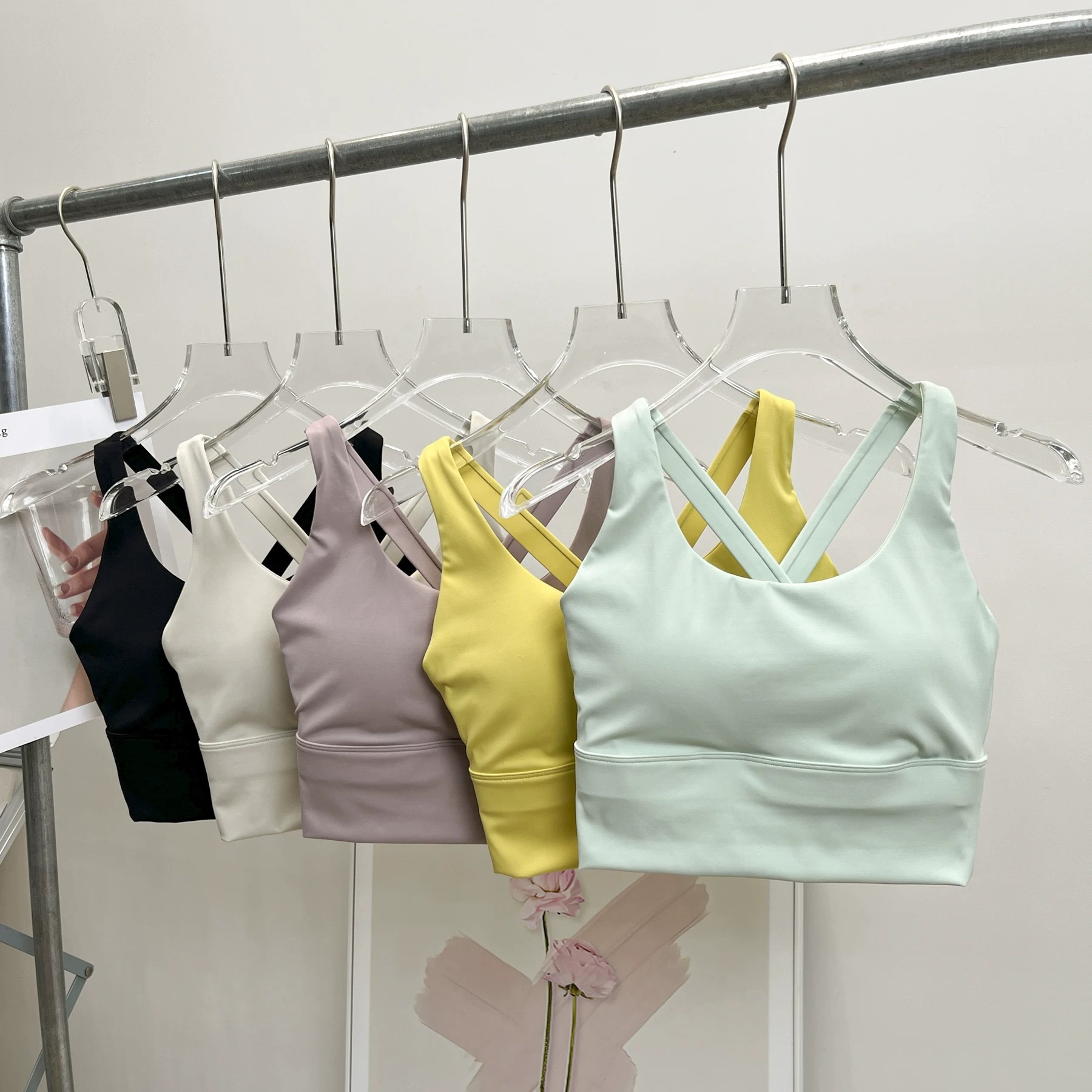 Plunge Bra Push Up - Wstrząsoodporny biustonosz do biegania i jogi