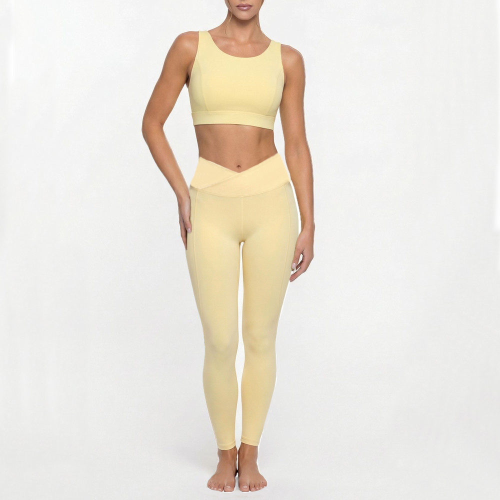 Biustonosz sportowy z wkładkam – Plunge Bra Push Up recenzja i cena