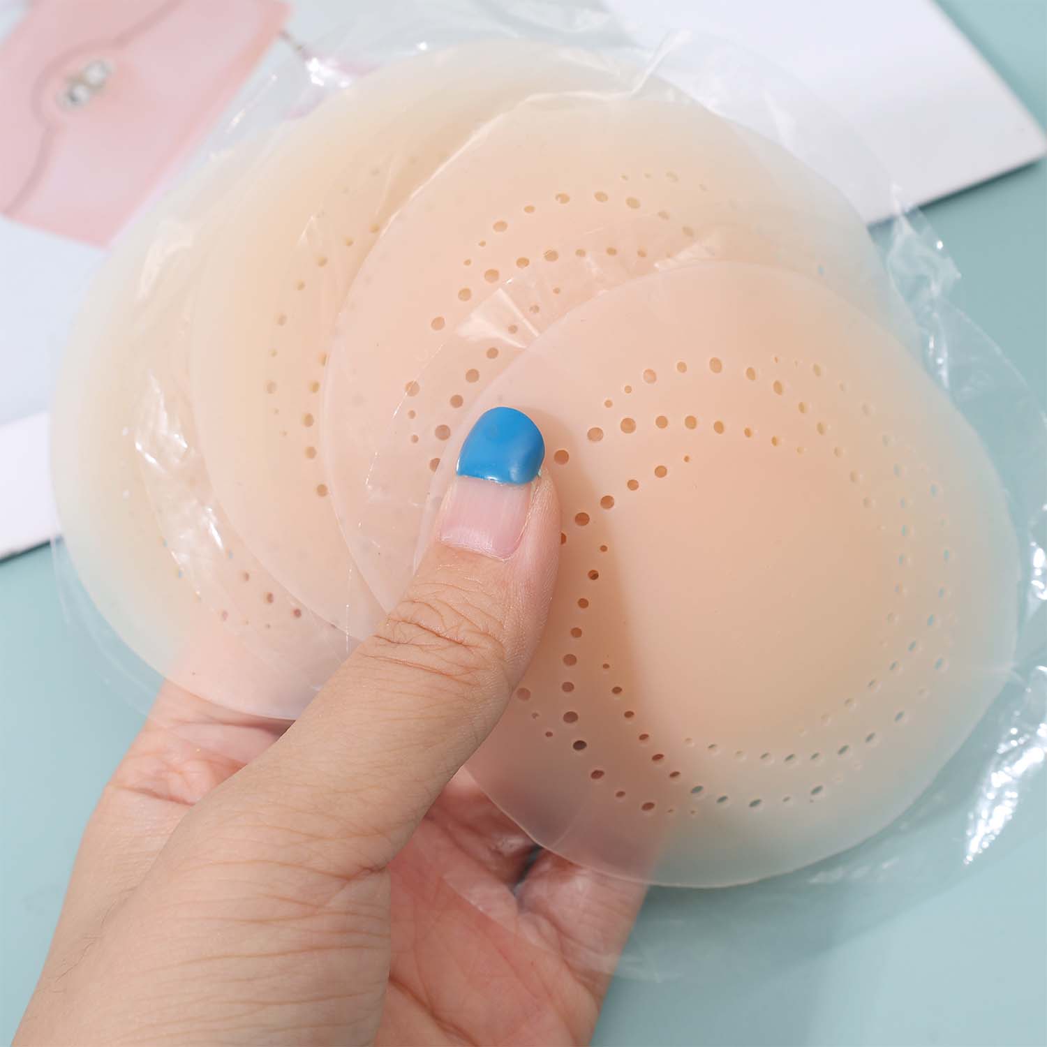 2-10 SZTUK Niewidoczne Samoprz – Strapless Bra Adhesive recenzja i cena