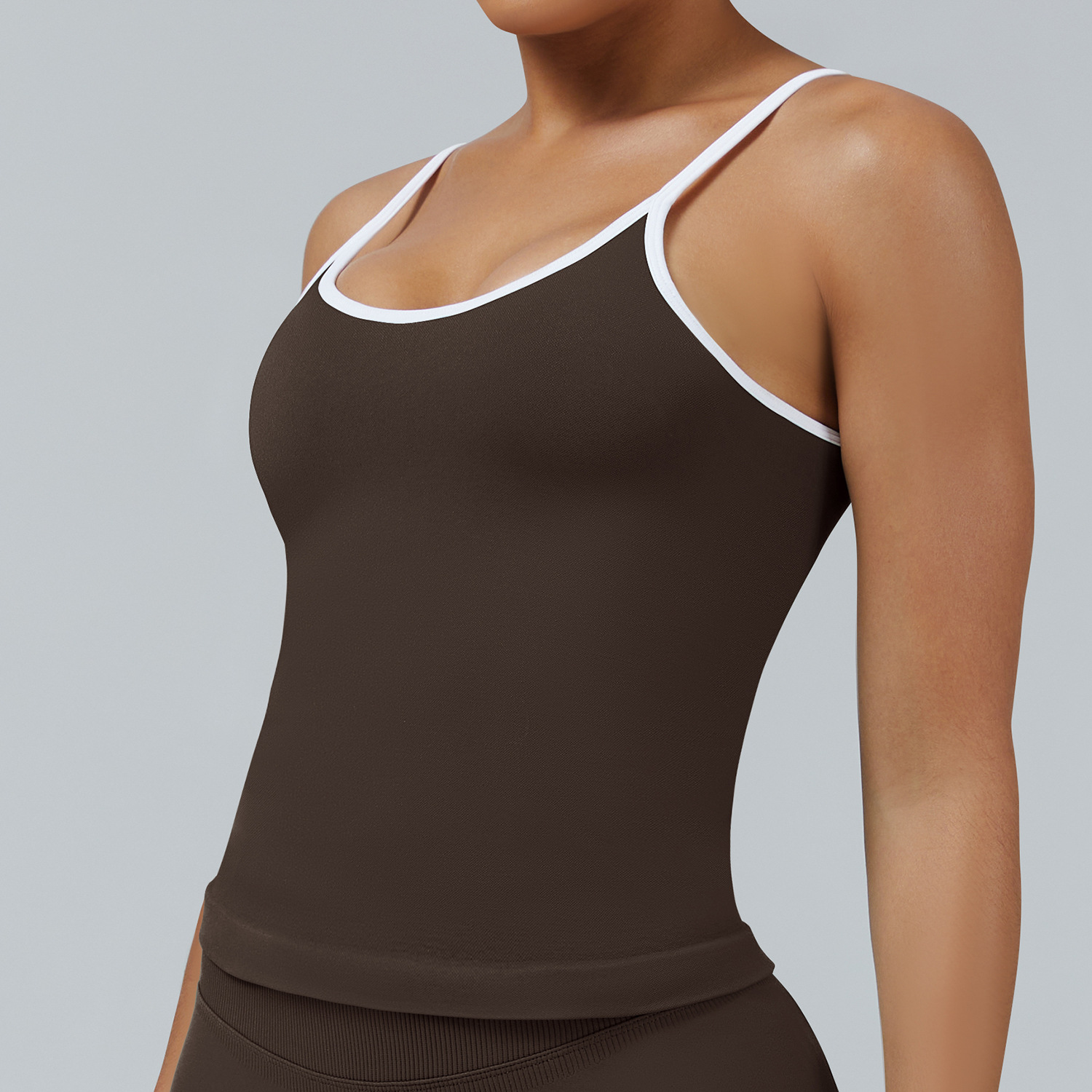 Biustonosz sportowy z blokami  – Sports Bra Racerback recenzja i cena